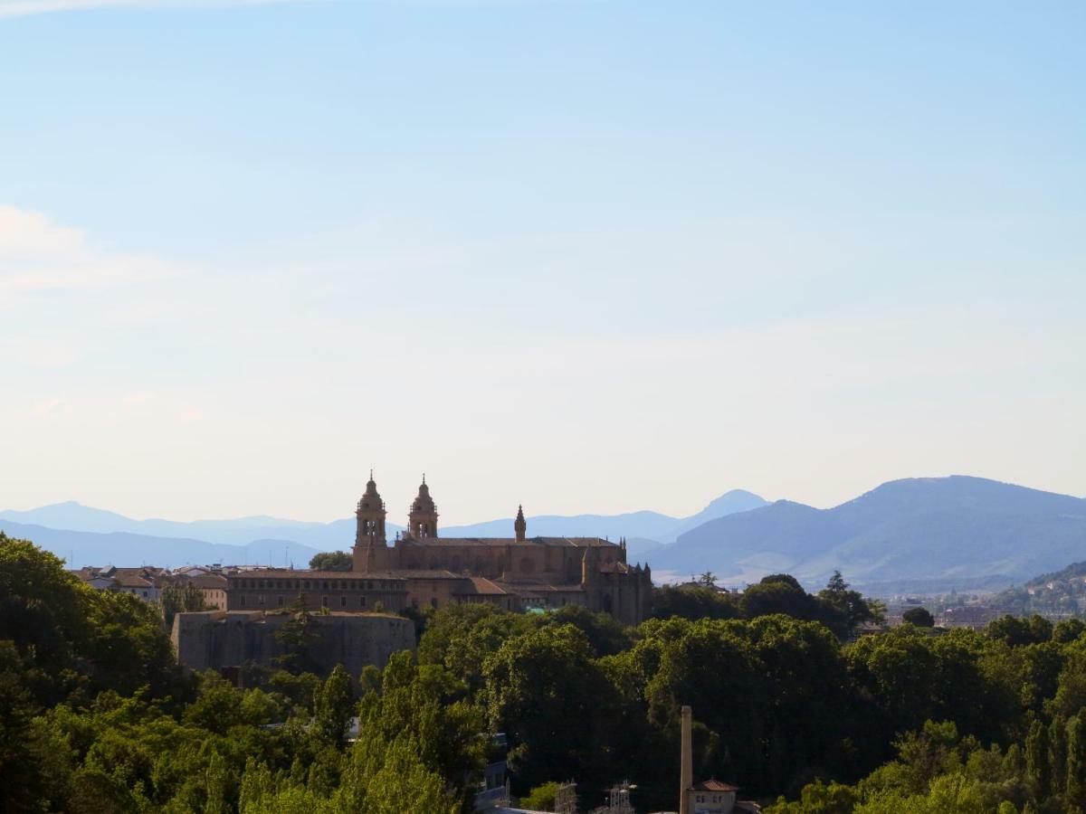 El Mirador De La Cuesta De Santo Domingo Apartment Pamplona Ngoại thất bức ảnh